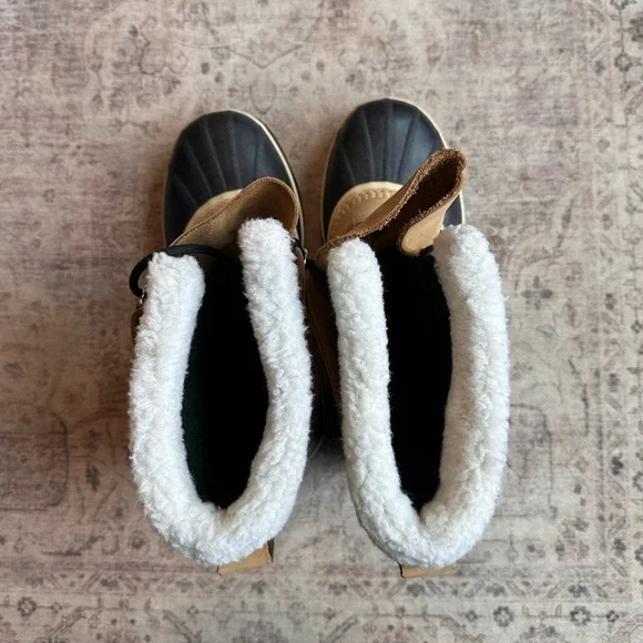 Sorel Men's Caribou Snow Boot I Size: 11 - Picture 8 of 13